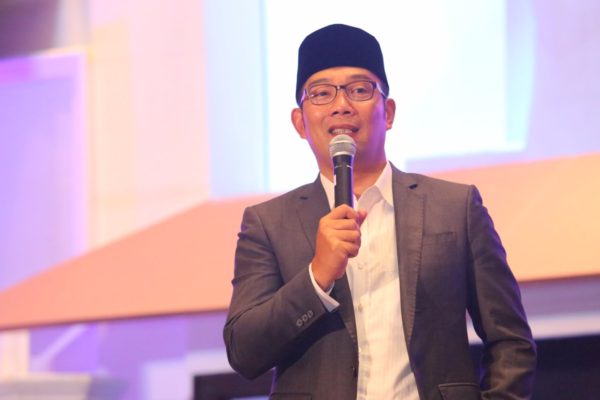 Wali Kota Badnung Ridwan Kamil di Trans Luxury Hotel , Jumat (9/12). by Meiwan Humas Pemkot Bandung