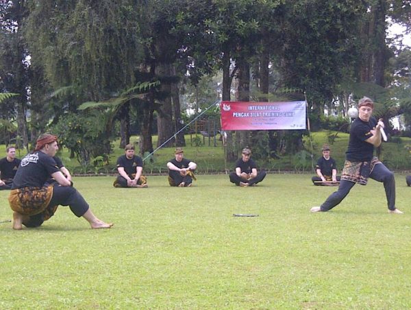 Pencak Silat Training Camp ke-2 di Perkebunan Agrowisata Malabar, Kec Pangalengan, Kab Bandung, Minggu (21/5). by bbcom