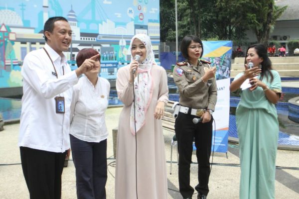 Ketua TP PKK Kota Bandung Atalia Ridwan Kamil, saat konpers Bubos, di Taman Sejarah Kota Bandung, Selasa (13/6/17). by Humas Pemkot Bdg