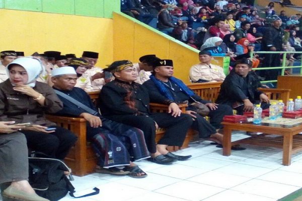 Pembukaan Pasanggiri Pencak Silat Bupati Cup IX di GOR KONI Soreang, Sabtu (19/11). 